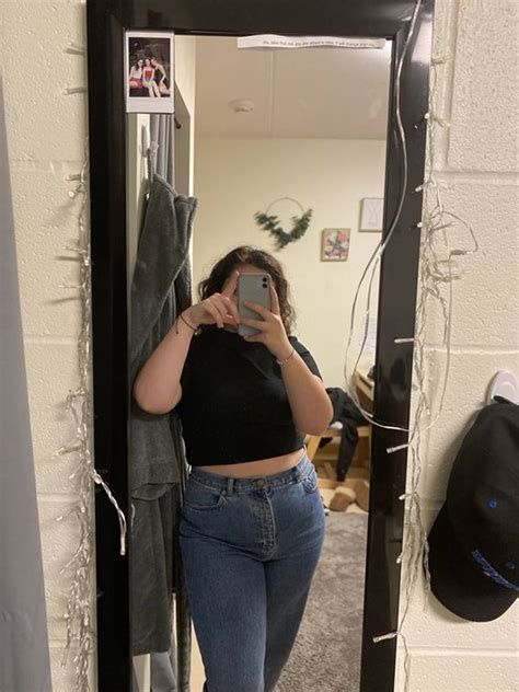 'chubby girl' Search .